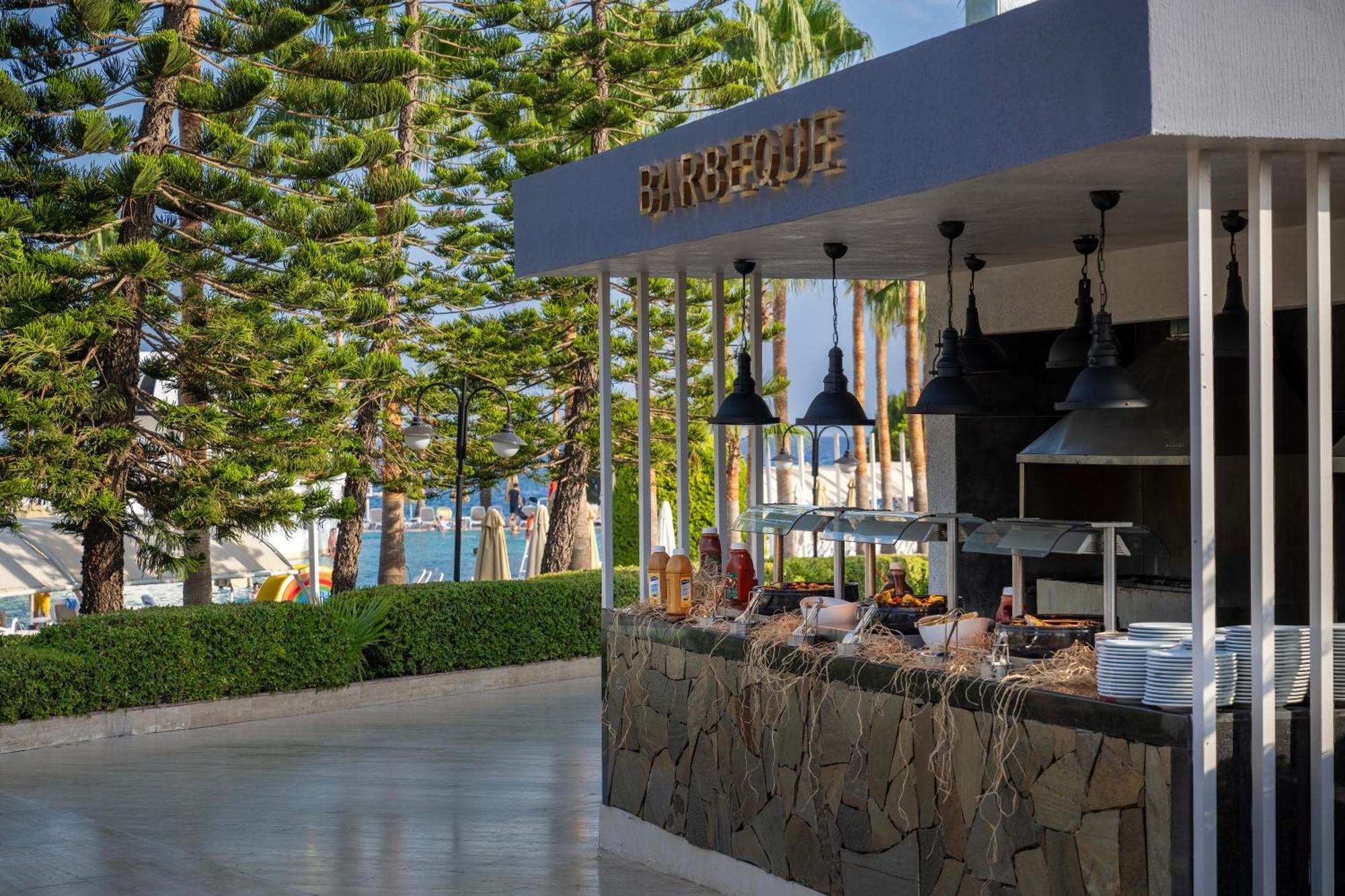 Oz Hotels Incekum Beach Алания Экстерьер фото