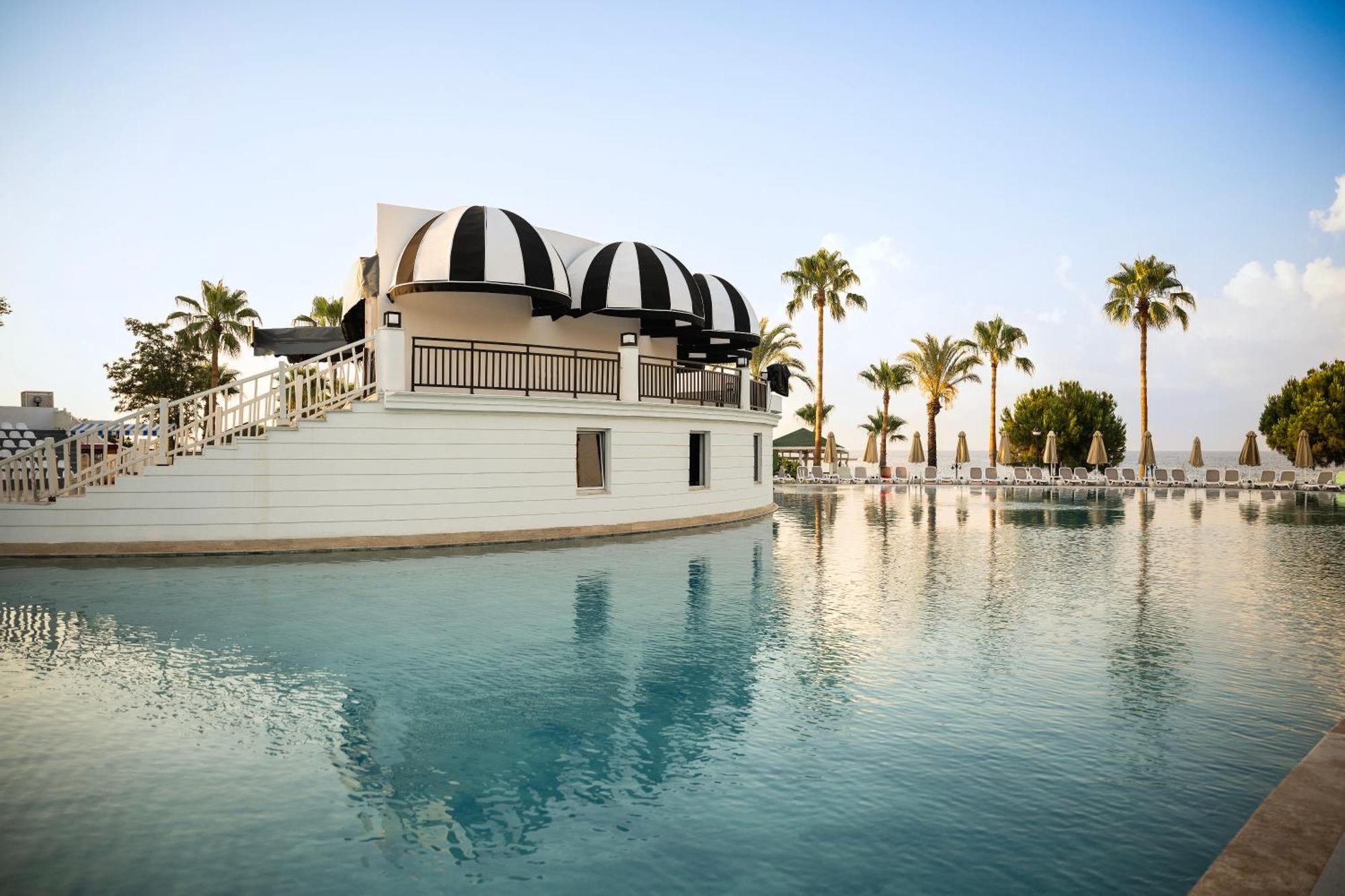 Oz Hotels Incekum Beach Алания Экстерьер фото
